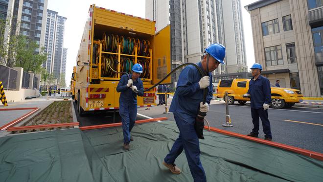 国脚谈伊万科维奇：人很有礼貌也比较和善，期待他能帮助到球队